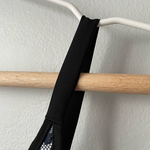 BABATON LACE CAMI SIZE SMALL - Picture 12 of 13